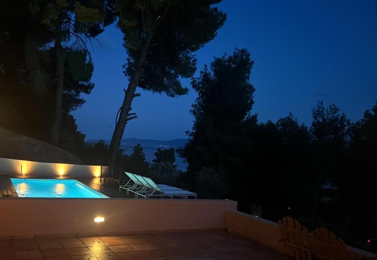 Askalosia Villa Áyios Yeóryios Buitenkant foto